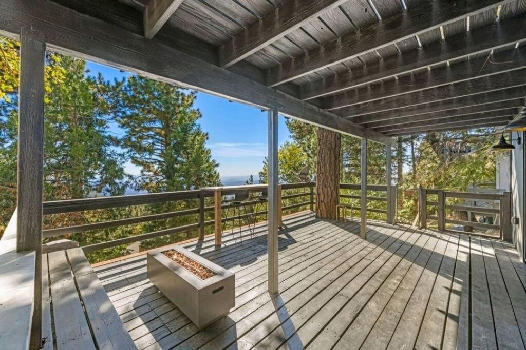 Updated Mountain Cabin Retreat With 180 Views Off Deck And Balcony Running Springs Dış mekan fotoğraf